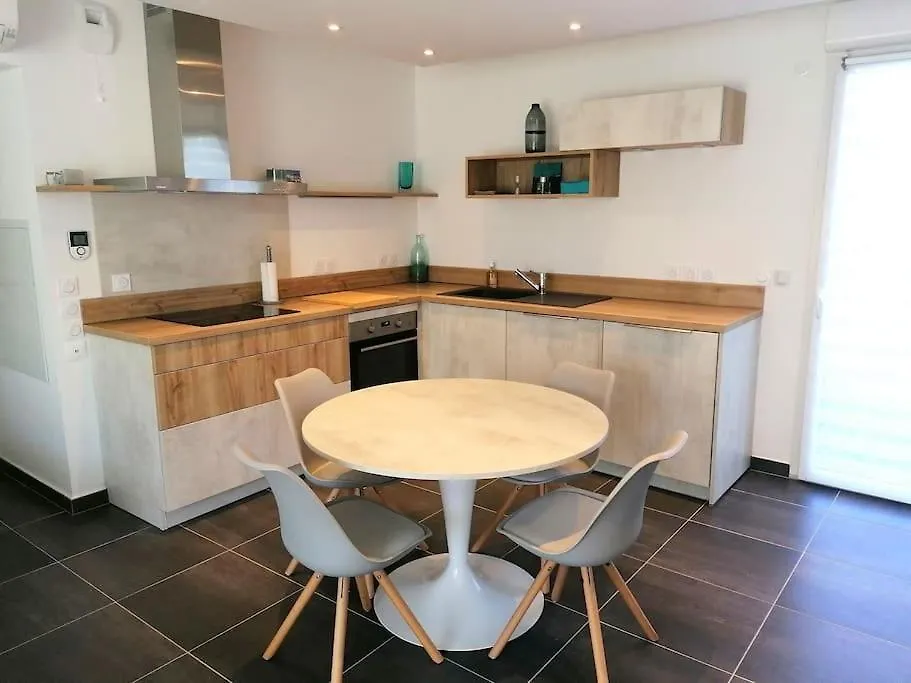 Casa Areka T3 Rez De Jardin Standing, Proche Plage Frejus Apartment